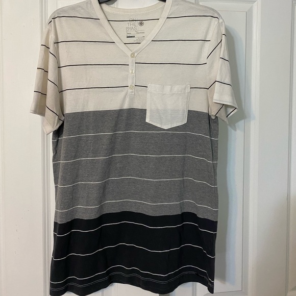 Men’s V-neck Henley - Picture 1 of 4